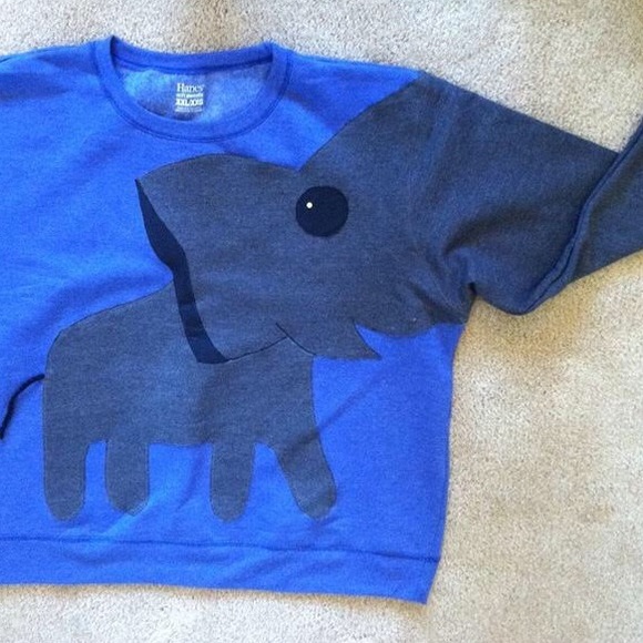 Blue elephant sweatshirt - Picture 2 of 2
