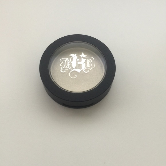 Kat Von d - thunderstruck