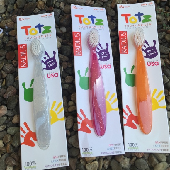 2 for $10. Radius Totz Sparkle Toothbrushed - Picture 3 of 4