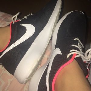 Nike Roshe Runs