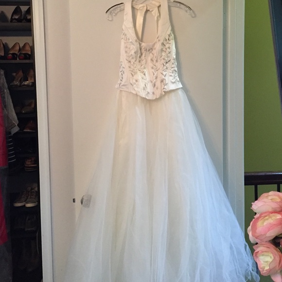 Jessica McClintock prom dress - Picture 2 of 4