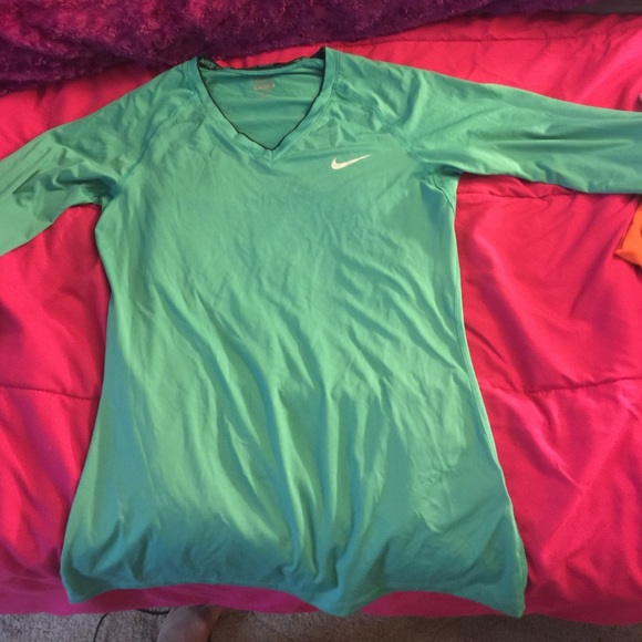 Green long sleeve Nike V neck