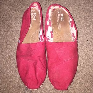 Red Canvas TOMS