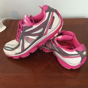 Brooks Pure Cadence