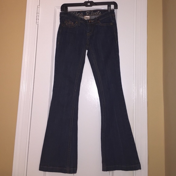 Nine Rivets Jeans