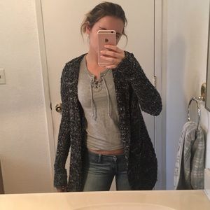 hollister white cardigan