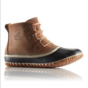 Sorel out n about boots