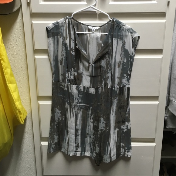 CAbi Tunic Top