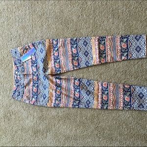 Junior's Tinseltown Denim Couture pants