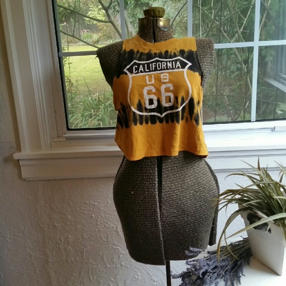 Halter crop top