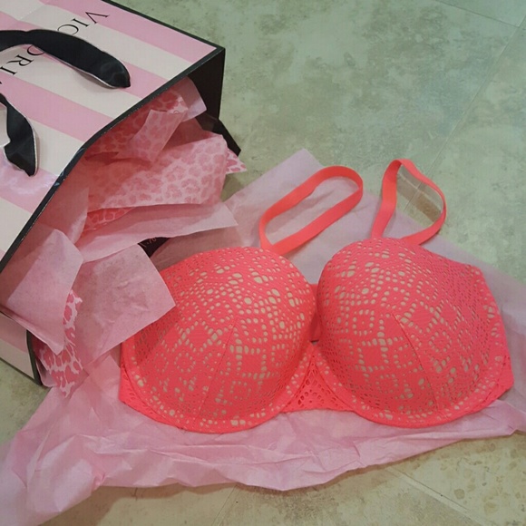 Victoria secret bra 34D