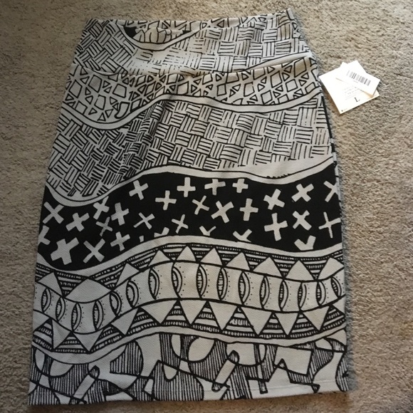 Lularoe Cassie