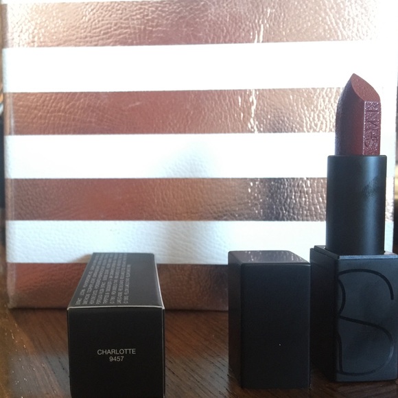 NARS Audacious Lipstick