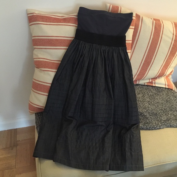 Theory One Size Fits All Strapless Dress