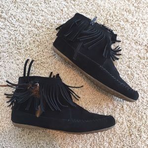 Minnetonka Moccasin Booties.