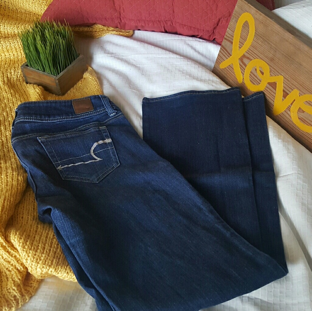 Slim boot cut jeans 10R by American Eagle
