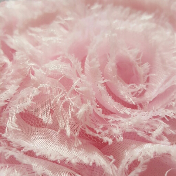 Beautiful rose bib - Picture 3 of 4