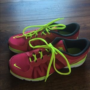 Nike flex tr2 running shoe