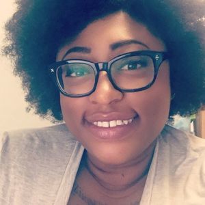 Meet your Posher, Yolanda