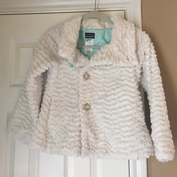 Girls Patagonia jacket