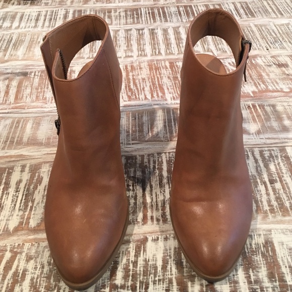 Cognac heels