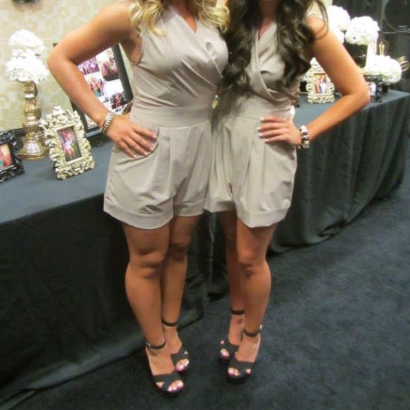 Guess By Marciano Romper - Picture 2 of 5