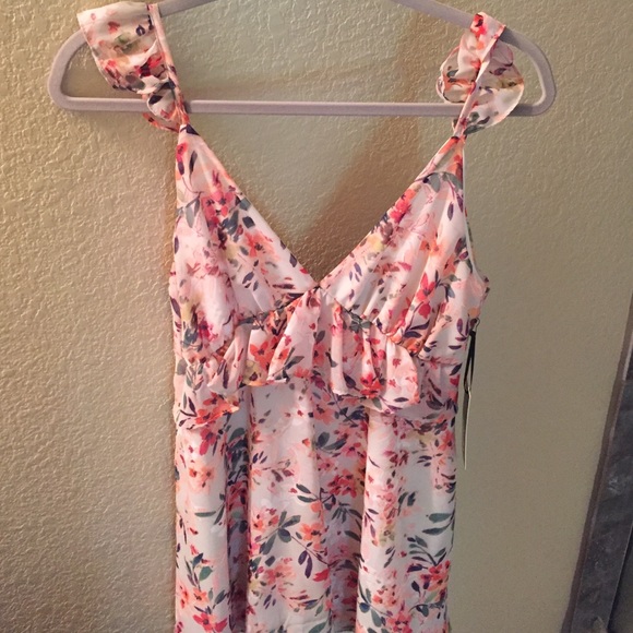 NWT Lulu's Pink Floral Dress