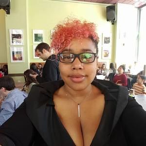 Meet your Posher, Elle