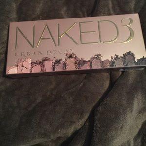 NIB Urban Decay Naked 3 Palette
