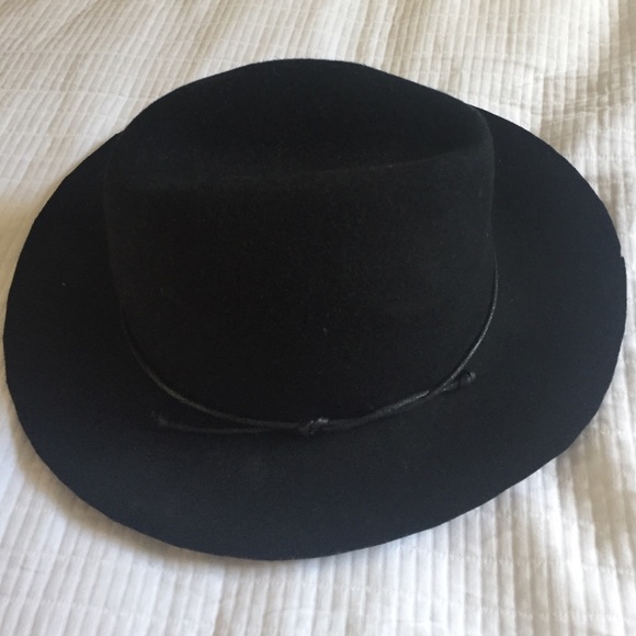 Felt Festival Hat / Wide Brimmed Fedora