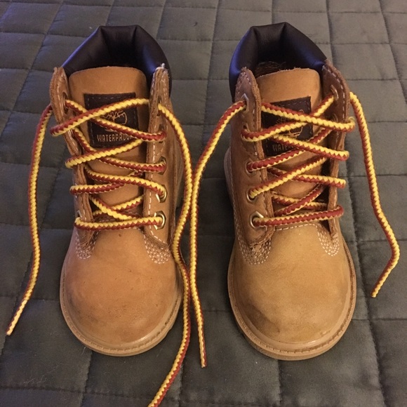 Timberland Premium Toddler Classic Boot Wheat Sz 5 - Picture 2 of 4