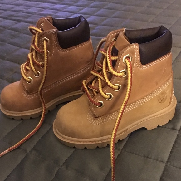 Timberland Premium Toddler Classic Boot Wheat Sz 5 - Picture 3 of 4