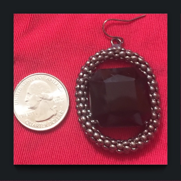 Earrings - Picture 2 of 3