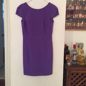 Backless cocktail dress