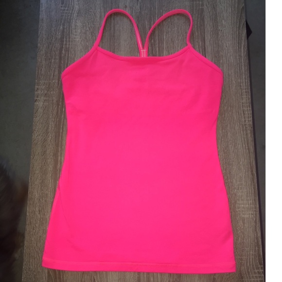 ✨flash sale!✨ Lululemon Power Y Tank size 6