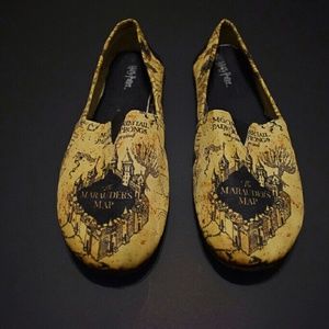 Hot Topic Harry Potter Marauder's Map slip on shoe