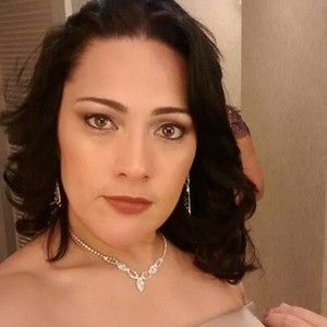 Meet your Posher, Lluly