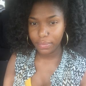 Meet your Posher, Toni