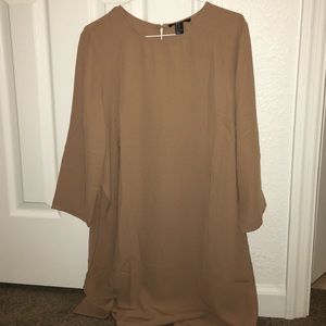 Side slit tunic nude shirt