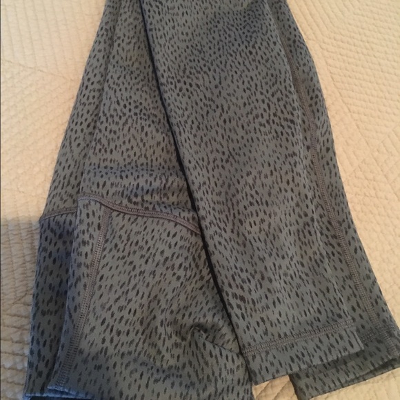 Lululemon Wunder Under