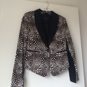BCBG MAXAZRIA pattern blazer