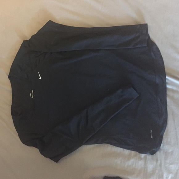 Nike black dri fit long sleeve shirt