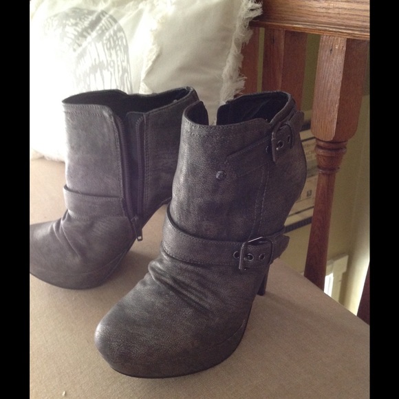 Guess Metallic Grey  Ankle Boots