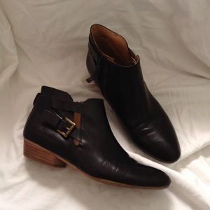 Black leather booties Nine West size 7 1/2
