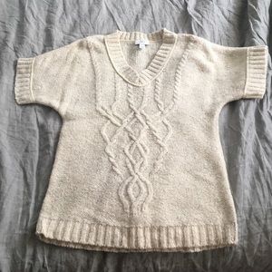 Cream cable knit short sleeved sweater