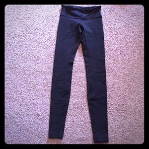 Women's athletic yoga pants - Lulu