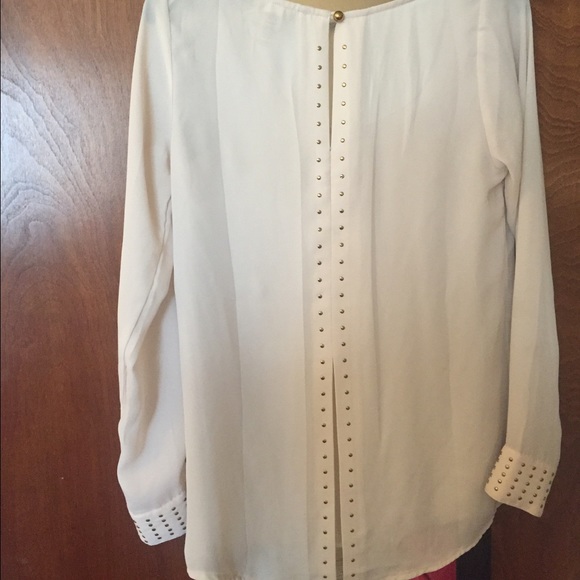 Day trip studded long sleeve