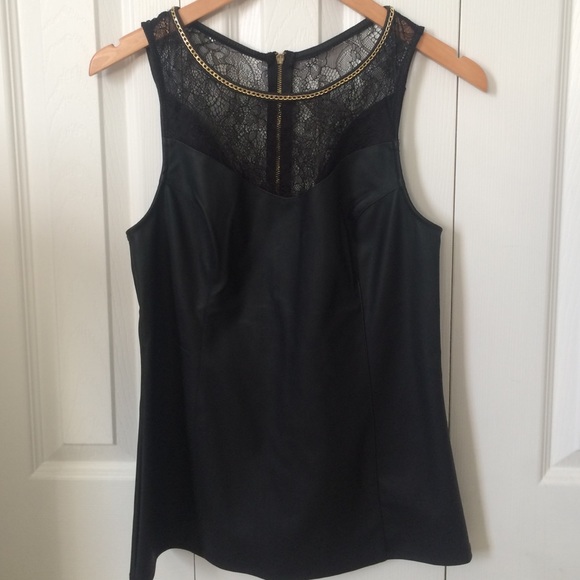🆕 Express leather and lace top - Picture 1 of 4