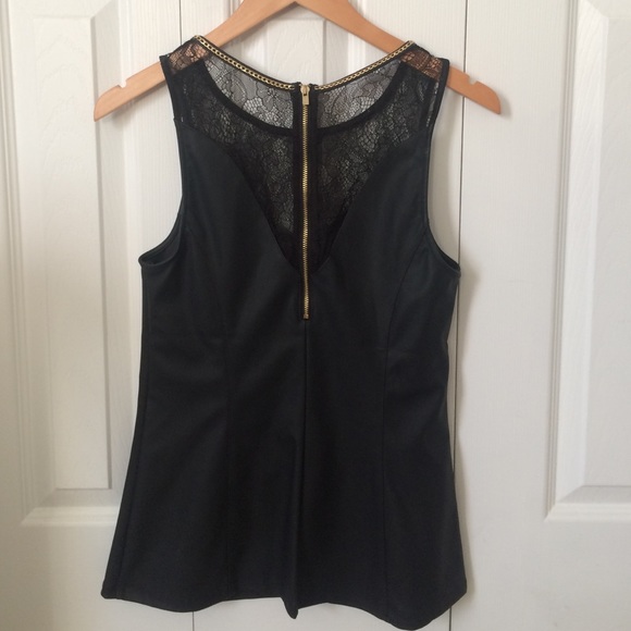 🆕 Express leather and lace top - Picture 2 of 4
