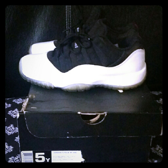 Nike jordan sneaker